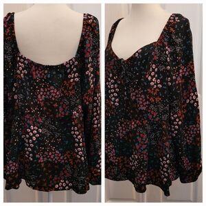 Torrid Top Size 3 3x Black Red Roses Rose Floral Print Boho Bohemian Peasant